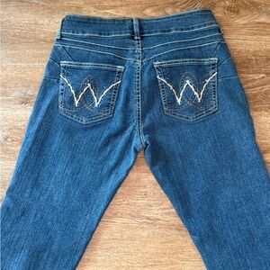 Wrangler Bootcut Jeans Embroidered Pockets